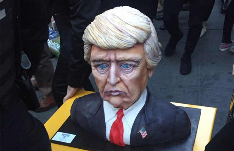 Illustration for article titled Trumpcake Is A Sad Delicacy On This Day Of Days